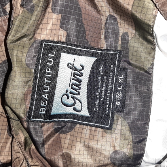 Camo jacket - Picture 3 of 3